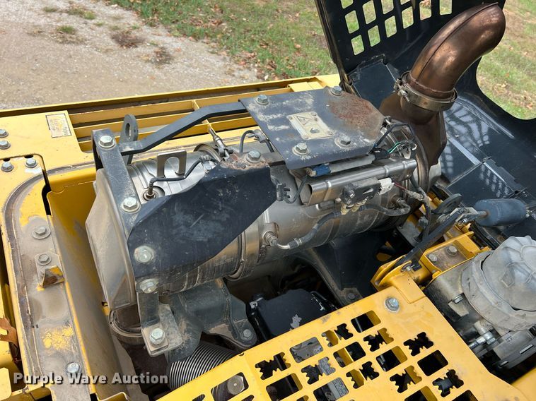 image for item NI9102 2013 Komatsu PC240LC-10  excavator