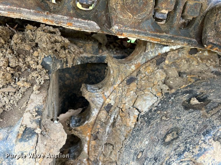 image for item NI9102 2013 Komatsu PC240LC-10  excavator