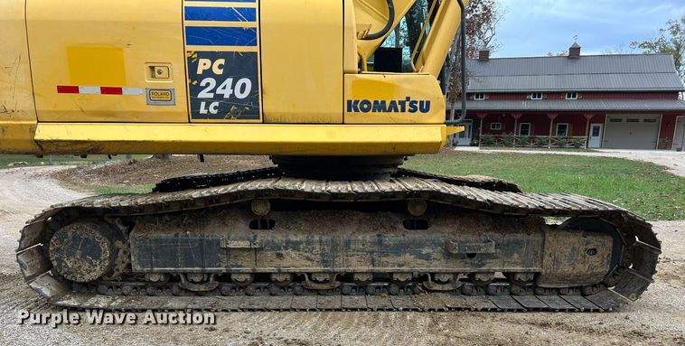 image for item NI9102 2013 Komatsu PC240LC-10  excavator