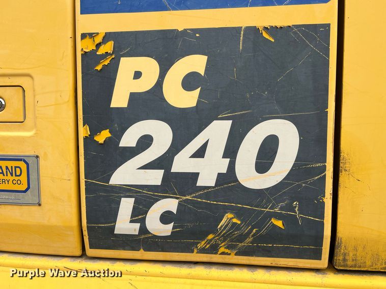 image for item NI9102 2013 Komatsu PC240LC-10  excavator