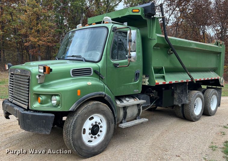 image for item NI9105 2009 Freightliner Business Class M2  dump truck