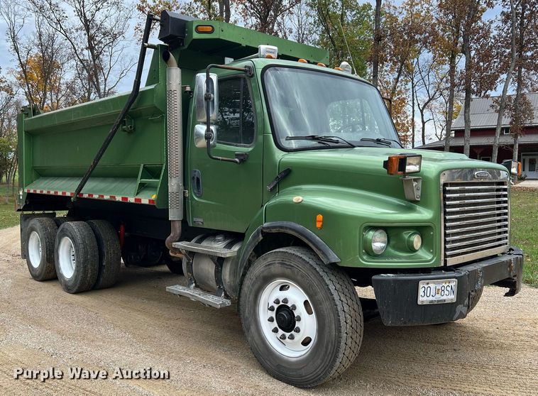 image for item NI9105 2009 Freightliner Business Class M2  dump truck