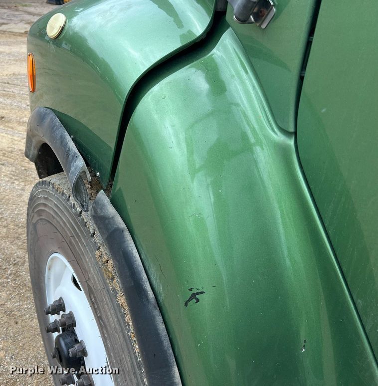 image for item NI9105 2009 Freightliner Business Class M2  dump truck