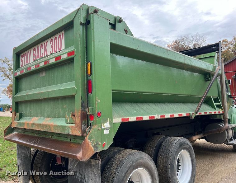 image for item NI9105 2009 Freightliner Business Class M2  dump truck