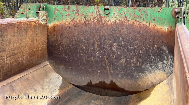 image for item NI9105 2009 Freightliner Business Class M2  dump truck