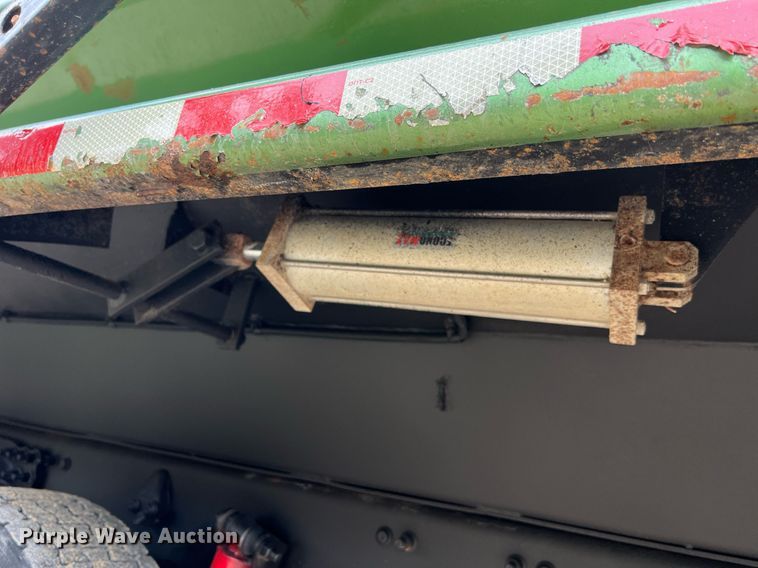 image for item NI9105 2009 Freightliner Business Class M2  dump truck