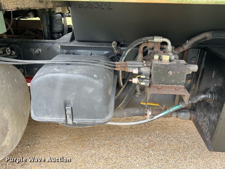 image for item NI9105 2009 Freightliner Business Class M2  dump truck