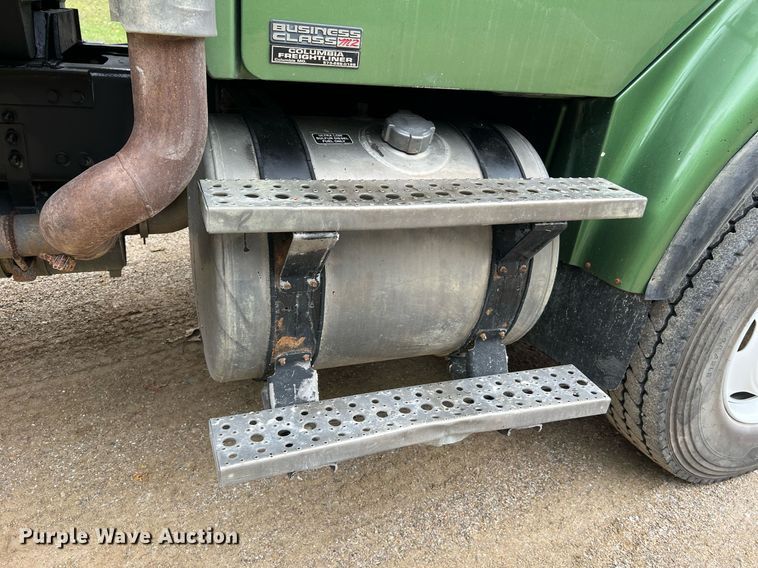 image for item NI9105 2009 Freightliner Business Class M2  dump truck