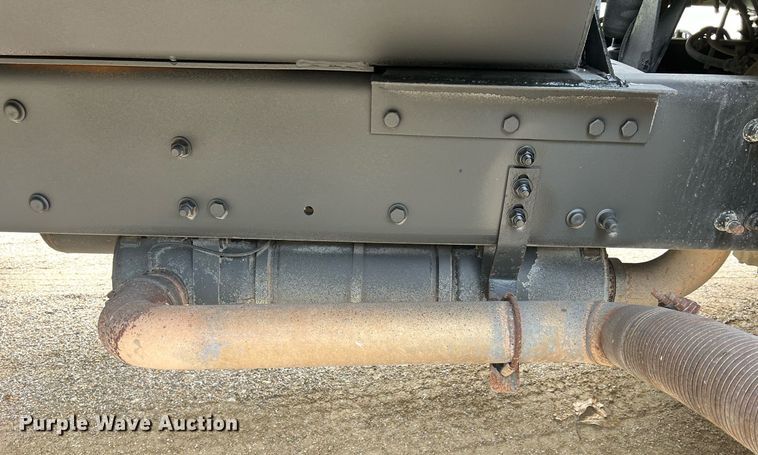 image for item NI9105 2009 Freightliner Business Class M2  dump truck