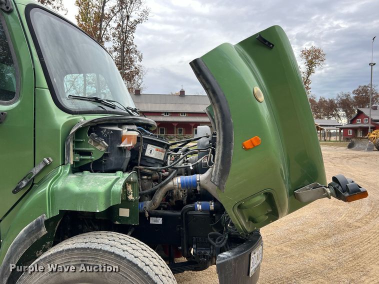 image for item NI9105 2009 Freightliner Business Class M2  dump truck