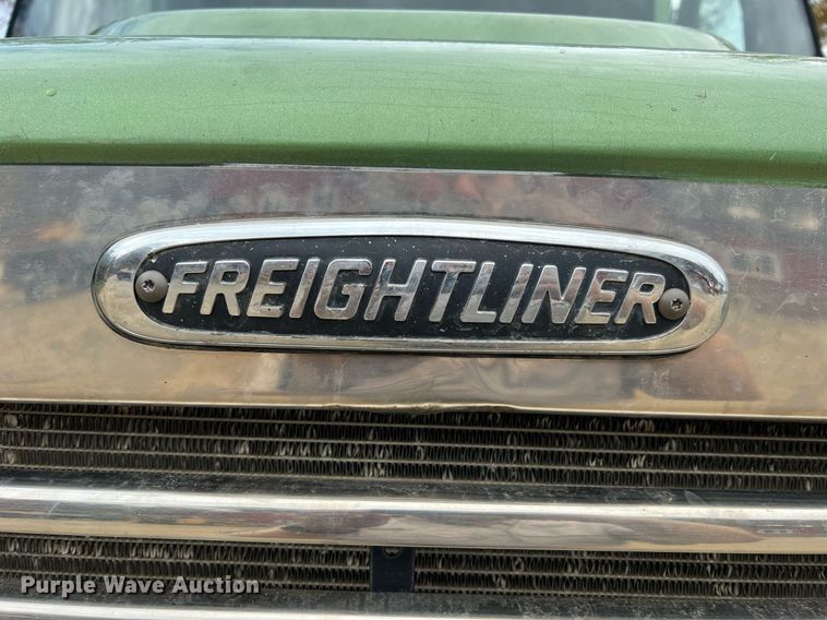 image for item NI9105 2009 Freightliner Business Class M2  dump truck