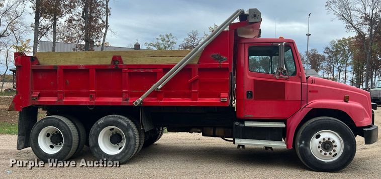 image for item NI9106 2004 Freightliner FL80  dump truck