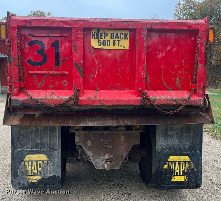 image for item NI9106 2004 Freightliner FL80  dump truck