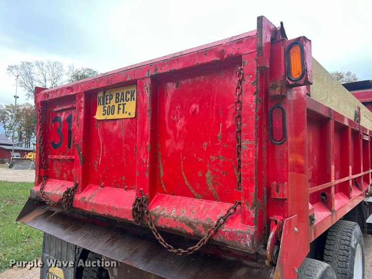 image for item NI9106 2004 Freightliner FL80  dump truck