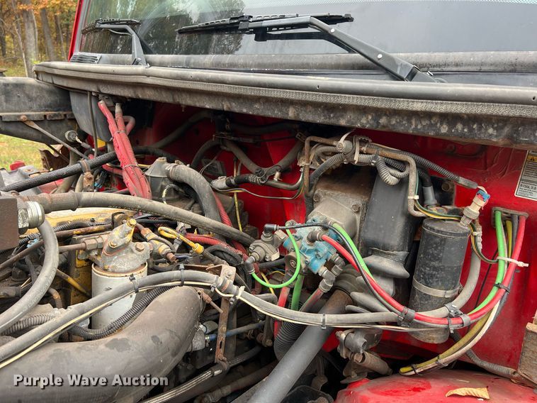 image for item NI9106 2004 Freightliner FL80  dump truck