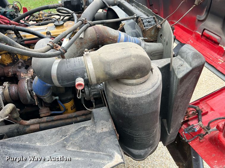 image for item NI9106 2004 Freightliner FL80  dump truck