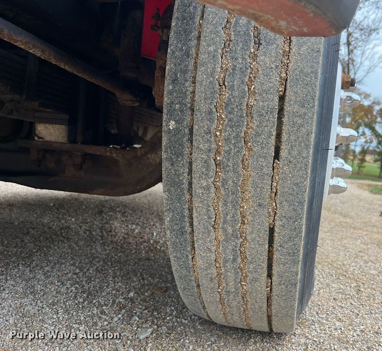 image for item NI9106 2004 Freightliner FL80  dump truck