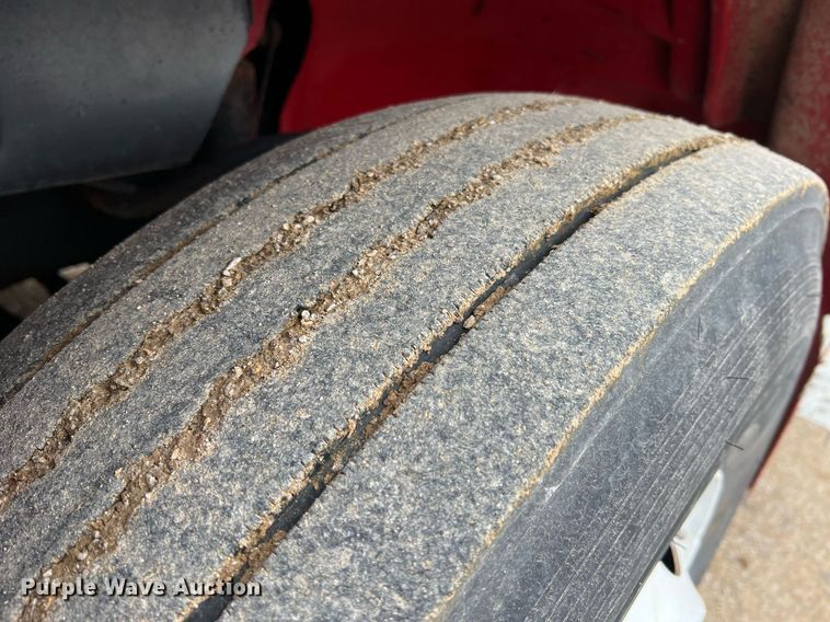 image for item NI9106 2004 Freightliner FL80  dump truck