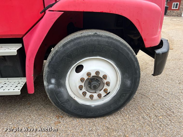 image for item NI9106 2004 Freightliner FL80  dump truck