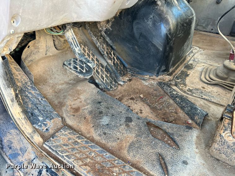 image for item NI9109 1998 Ford  water truck