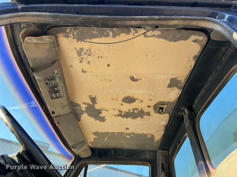 image for item NI9109 1998 Ford  water truck