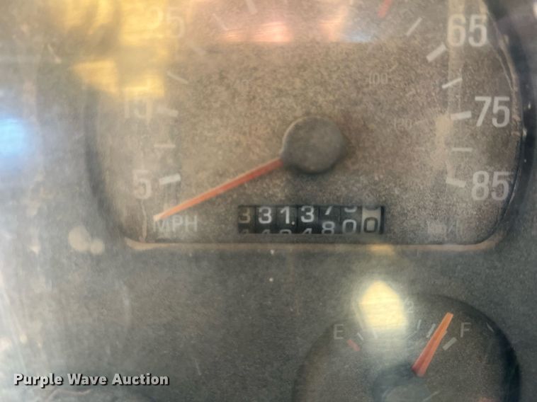 image for item NI9109 1998 Ford  water truck