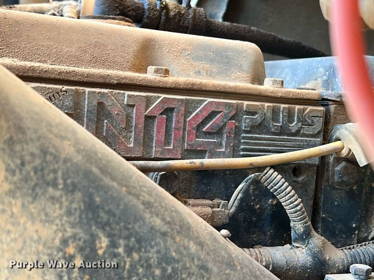 image for item NI9109 1998 Ford  water truck