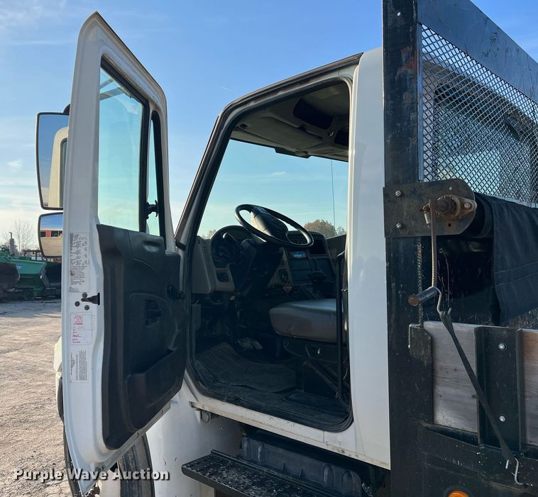 image for item NI9126 2011 International DuraStar 4300  Dump Flat Bed Truck