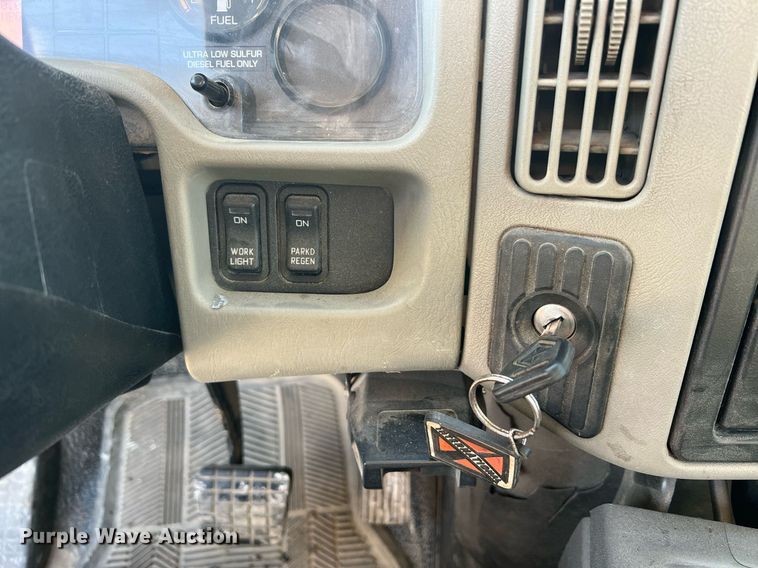 image for item NI9126 2011 International DuraStar 4300  Dump Flat Bed Truck