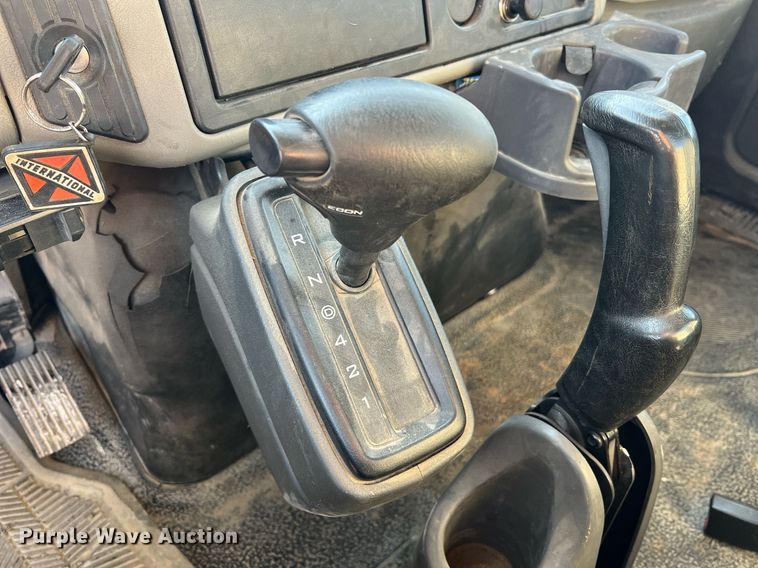 image for item NI9126 2011 International DuraStar 4300  Dump Flat Bed Truck