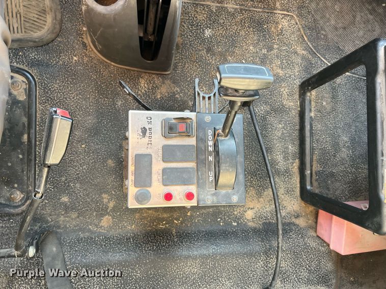 image for item NI9126 2011 International DuraStar 4300  Dump Flat Bed Truck