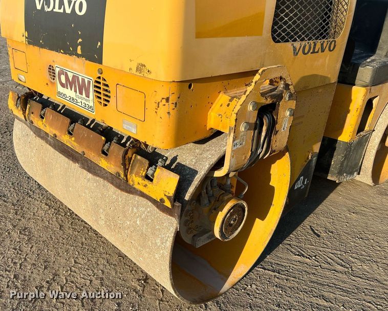 image for item NI9127 2012 Volvo DD31HF  double drum roller