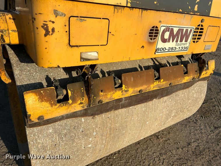image for item NI9127 2012 Volvo DD31HF  double drum roller