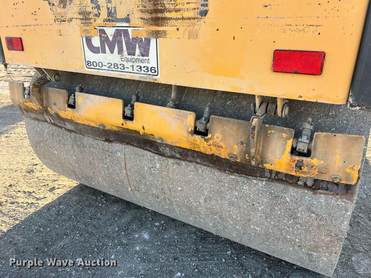 image for item NI9127 2012 Volvo DD31HF  double drum roller