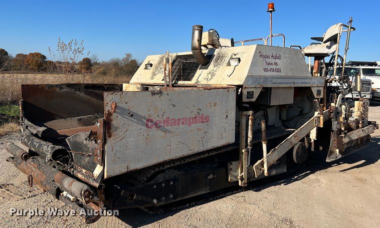 image for item NI9131 1998 Cedarapids CR461 Grayhound  paver