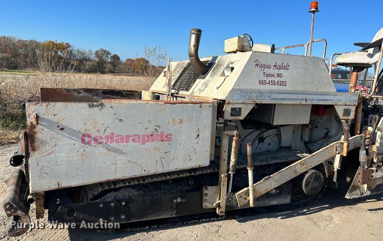 image for item NI9131 1998 Cedarapids CR461 Grayhound  paver