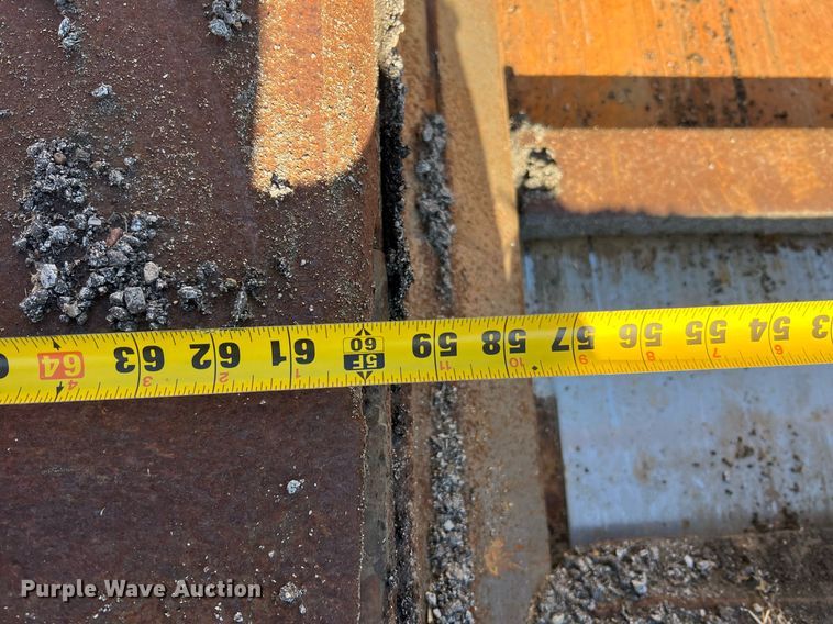 image for item NI9131 1998 Cedarapids CR461 Grayhound  paver