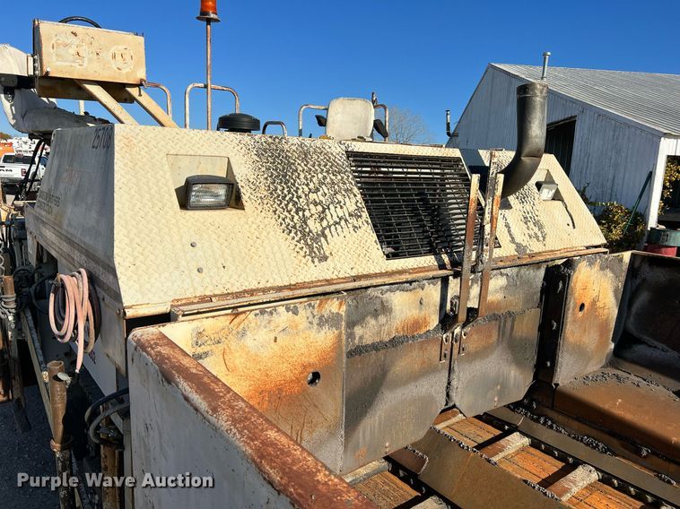 image for item NI9131 1998 Cedarapids CR461 Grayhound  paver