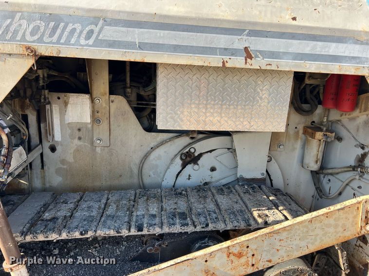 image for item NI9131 1998 Cedarapids CR461 Grayhound  paver