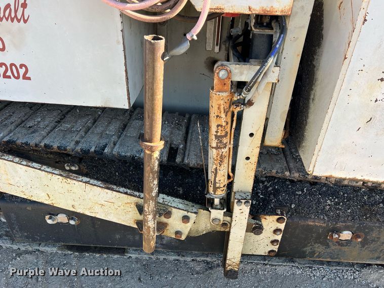 image for item NI9131 1998 Cedarapids CR461 Grayhound  paver