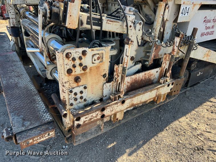 image for item NI9131 1998 Cedarapids CR461 Grayhound  paver