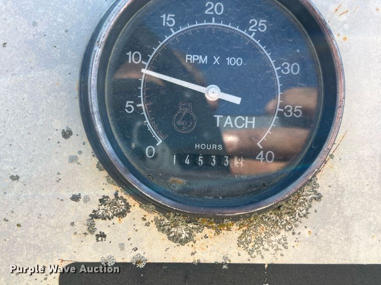 image for item NI9131 1998 Cedarapids CR461 Grayhound  paver