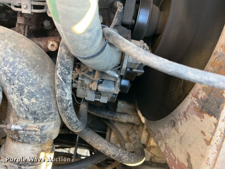 image for item NI9131 1998 Cedarapids CR461 Grayhound  paver