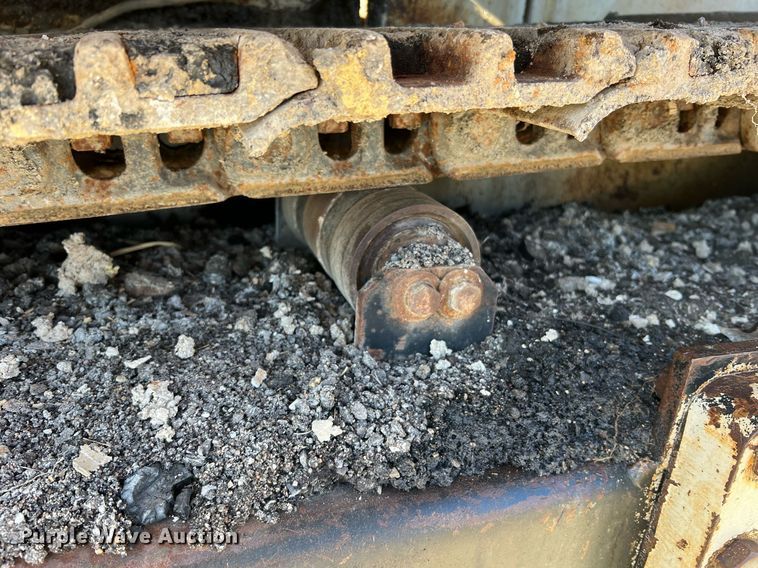 image for item NI9131 1998 Cedarapids CR461 Grayhound  paver