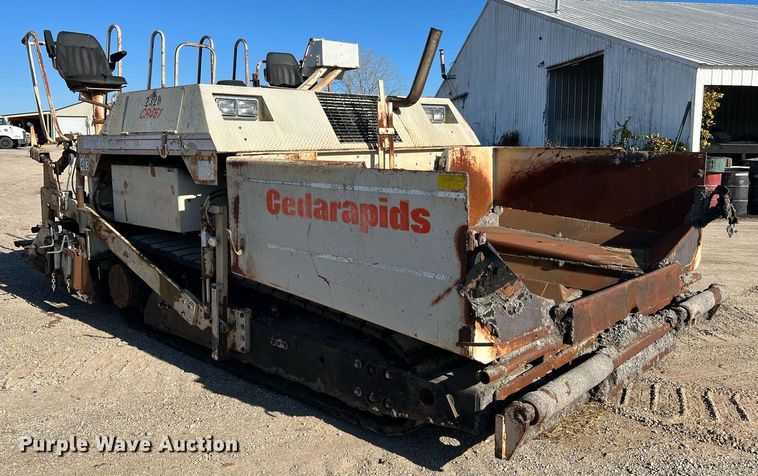 image for item NI9132 1994 Cedarapids CR-461  paver