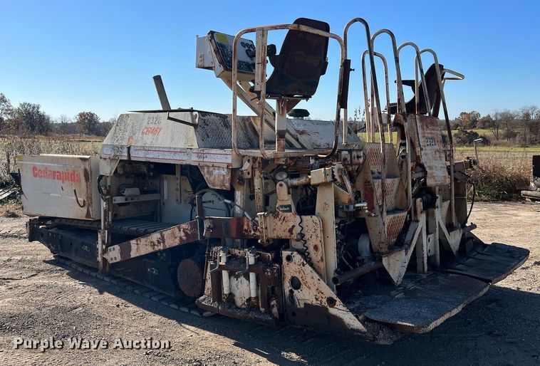 image for item NI9132 1994 Cedarapids CR-461  paver