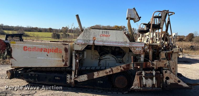 image for item NI9132 1994 Cedarapids CR-461  paver