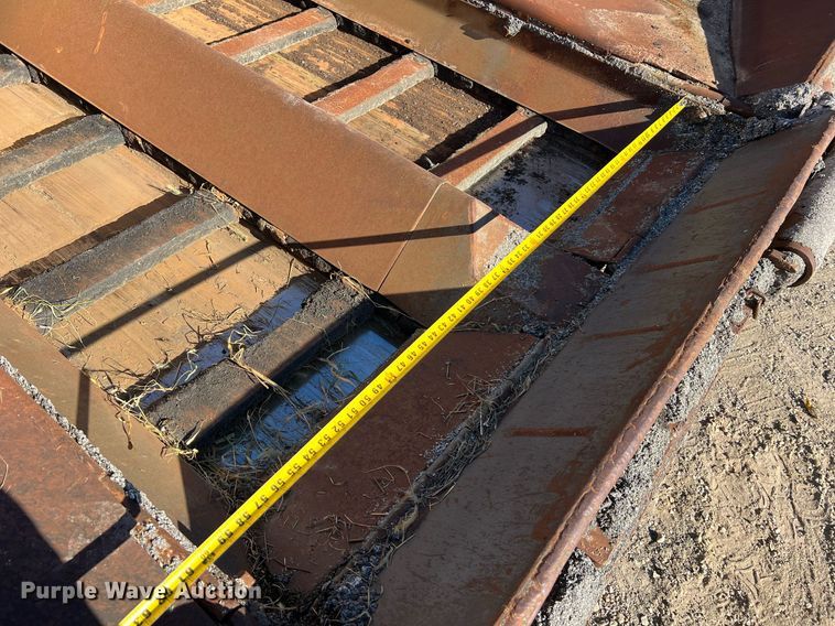 image for item NI9132 1994 Cedarapids CR-461  paver