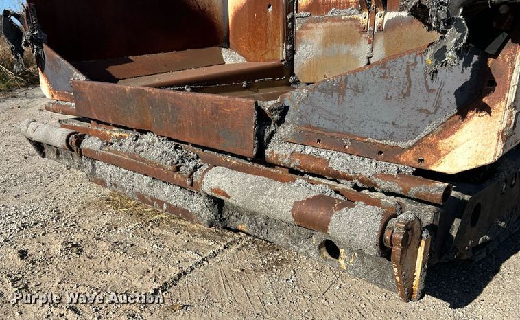 image for item NI9132 1994 Cedarapids CR-461  paver