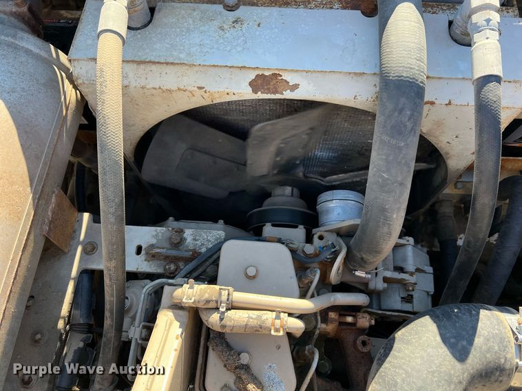 image for item NI9132 1994 Cedarapids CR-461  paver